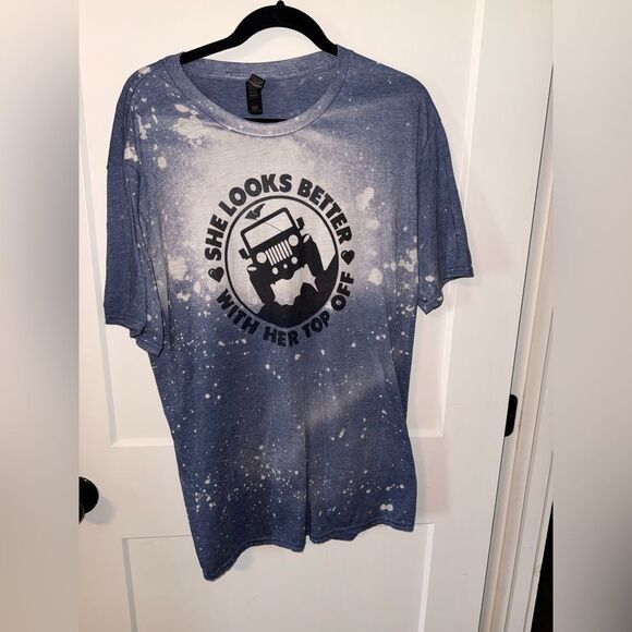 Gildan Blue and White Short Sleeve Tee with Tie-Dye Effect - Picture 1 of 5
